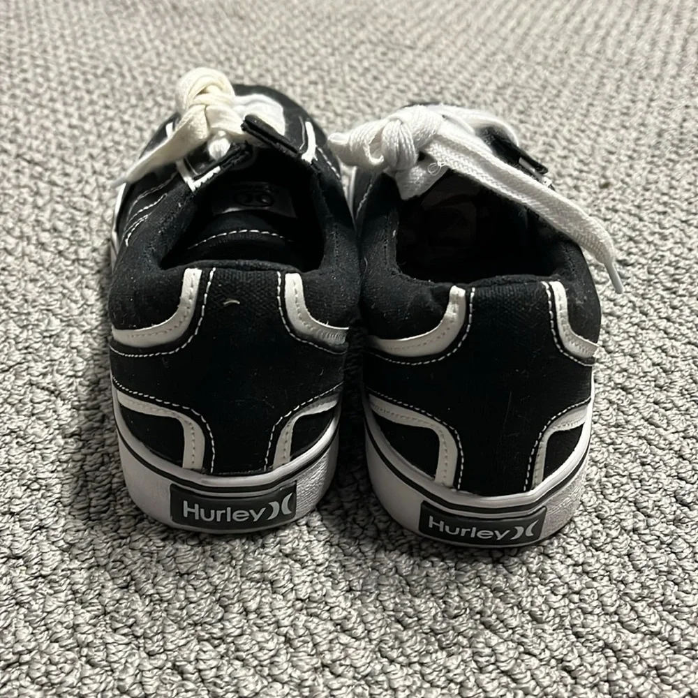 Brand New Hurley Shoes - Picture 4 of 7